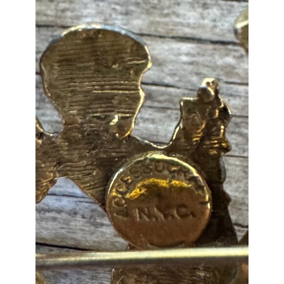 Vintage Gold Gilt Art Nouveau Cherub Pin Brooch By ACCESSOCRAFT - Picture 5 of 5